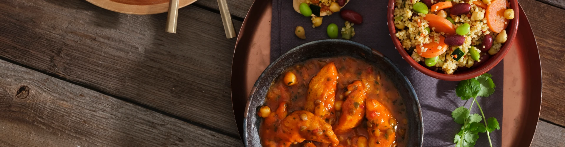 Kipstukjes in harissasaus